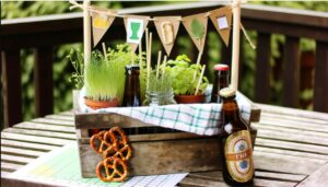 Biergarten Geschenkidee: Mini Biergarten selber basteln